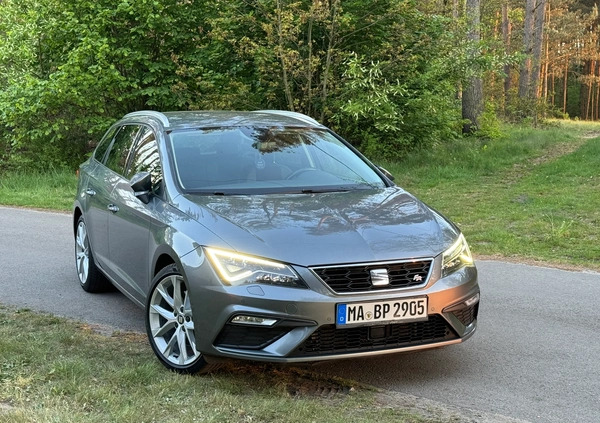 Seat Leon cena 64999 przebieg: 209999, rok produkcji 2018 z Sosnowiec małe 352